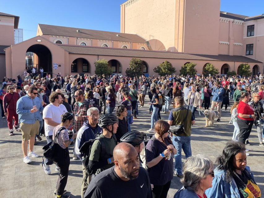 Long lines of teachers waiting to vote for the strike